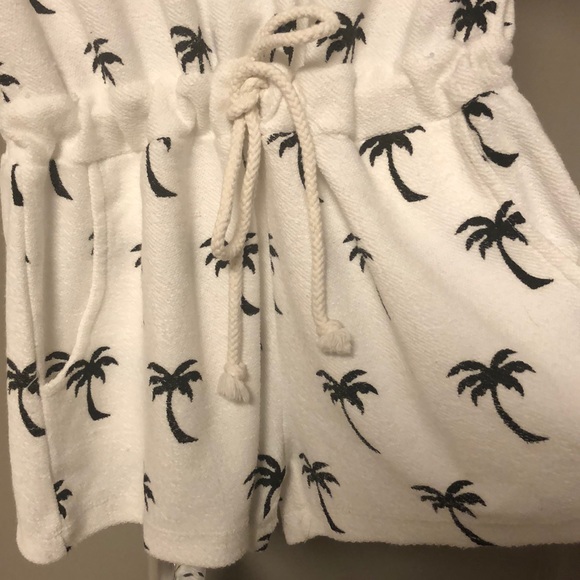 Summer fun romper - Picture 3 of 6